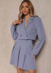 Niebieska Rozkloszowana Spódnica z Plisami Zdobiona Subtelnym Wzorem w Paski Redamira. Niebieskie spódnice damskie Renee, na co dzień, l, z aplikacjami, eleganckie, mini. Za 74.99 zł.