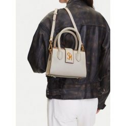 Torebka Steve Madden. Białe torebki klasyczne damskie Steve Madden, bez dodatków. Za 323.99 zł.