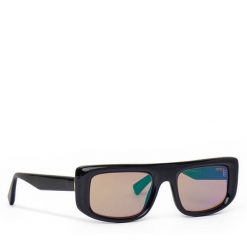 Okulary przeciwsłoneczne Guess. Czarne okulary przeciwsłoneczne damskie Guess. Za 299.99 zł.