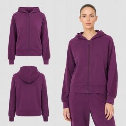 BLUZA DAMSKA DRESOWA 4F ROZPINANA Z KAPTUREM Z MODALEM KOLOR CZERWONY. Czerwone bluzy damskie 4F, l, bez wzorów, z dresówki, z kapturem. Za 147.00 zł.