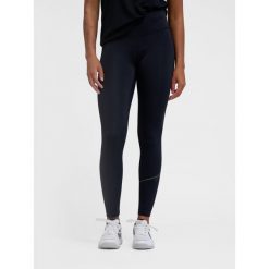 Damskie legginsy z kieszenią Hummel Court. Czarne legginsy damskie Hummel, bez wzorów. Za 254.50 zł.