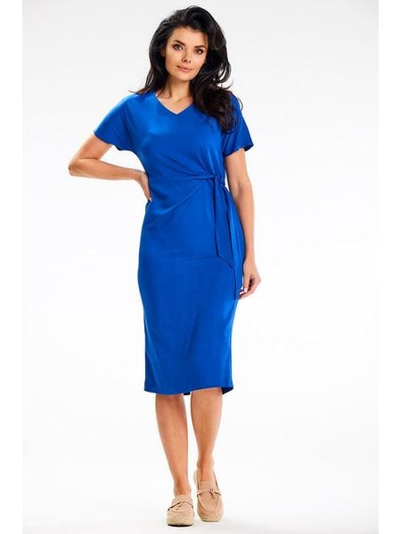 Awama Sukienka w kolorze niebieskim rozmiar: L. Niebieskie sukienki damskie Awama, bez wzorów, bez ramiączek. Za 87.40 zł.