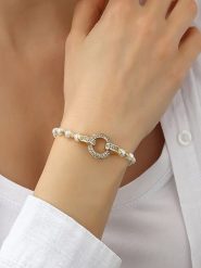 Atelier MIU Pozłacana bransoletka z elementem ozdobnym rozmiar: onesize. Białe bransoletki damskie atelier MIU, pozłacane. Za 91.99 zł.