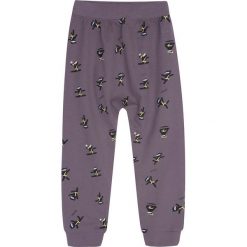 Endo - Spodnie dziecięce 132-164 cm. Spodnie dresowe chłopięce marki 4F. W wyprzedaży za 34.90 zł.