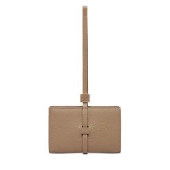 Portfel Calvin Klein. Brązowe portfele damskie Calvin Klein, bez wzorów. Za 289.99 zł.