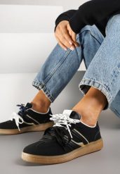Czarne Sneakersy z Geometrycznymi Paskami i Podwójnym Wiązaniem Florlevi. Czarne obuwie sportowe damskie Renee, bez zapięcia. Za 79.99 zł.