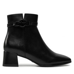 Botki Tamaris. Czarne botki damskie Tamaris, bez obcasa, na słupku, bez zapięcia. Za 319.99 zł.