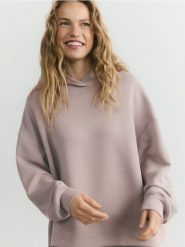Bluza oversize z modalem - beżowy. Brązowe bluzy damskie Reserved, l, bez wzorów, z dzianiny, bez kaptura. Za 119.99 zł.