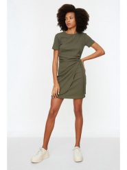 Trendyol Sukienka w kolorze khaki rozmiar: XL. Brązowe sukienki damskie Trendyol, bez wzorów, prążkowane, bez ramiączek. Za 57.33 zł.