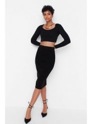 Trendyol Spódnica w kolorze czarnym rozmiar: M. Czarne spódnice damskie Trendyol, m, bez wzorów, midi. Za 50.45 zł.