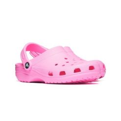 Klapki Crocs CLASSIC 10001-7EK. Niebieskie klapki damskie Crocs, bez wzorów, z materiału, z okrągłym noskiem, bez obcasa, bez zapięcia. Za 199.00 zł.