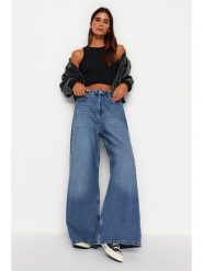 Trendyol Dżinsy - Comfort fit - w kolorze niebieskim rozmiar: 40. Niebieskie jeansy damskie Trendyol, z podwyższonym stanem. Za 122.96 zł.