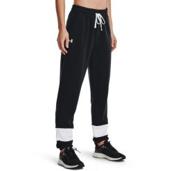 Spodnie fitness damskie Under Armour Rival Terry CB. Czarne spodnie sportowe damskie Under Armour, l, bez wzorów, z elastanu, na fitness i siłownię. Za 190.00 zł.