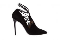 Szpilki Bayla-097 Z6941-447 Czarny, Skóra naturalna - 40. Czarne szpilki damskie Bayla, bez wzorów, z materiału, bez obcasa, na szpilce, bez zapięcia. W wyprzedaży za 89.10 zł.