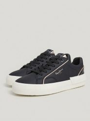 Pepe Jeans FOOTWEAR Sneakersy w kolorze czarnym rozmiar: 36. Czarne obuwie sportowe damskie Pepe Jeans FOOTWEAR, z jeansu, bez zapięcia. Za 131.74 zł.