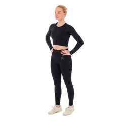 Damski zestaw sportowy Xtreme - legginsy sportowe + sportowy Croptop - Czarny. Czarne legginsy damskie XTREME SOCKSWEAR, m, bez wzorów, z materiału, z podwyższonym stanem, na fitness i siłownię. Za 199.42 zł.