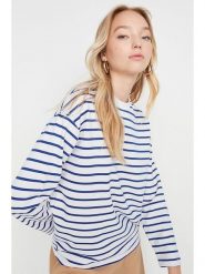 Trendyol Bluza w kolorze biało-niebieskim rozmiar: XL. Białe bluzy damskie Trendyol, xl, bez wzorów, bez kaptura. Za 52.45 zł.