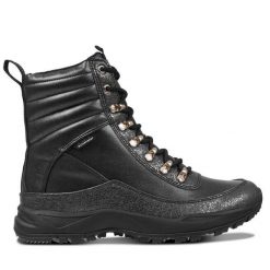 Botki Luhta. Czarne botki damskie Luhta, bez obcasa, na płaskiej podeszwie, bez zapięcia. Za 339.99 zł.