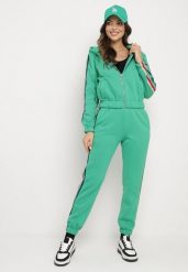 Zielony Komplet Dresowy Zdobiony Kolorowym Lampasem Spodnie i Bluza z Kapturem Neviantha. Zielone bluzy damskie Born2be, l, z aplikacjami, z dresówki, z kapturem. Za 109.99 zł.