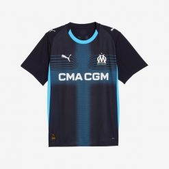 Koszulka piłkarska Puma Olympique de Marseille 25/26 wyjazdowa. Bluzki damskie Puma, l, bez wzorów, z materiału, bez kołnierzyka, bez ramiączek. Za 459.99 zł.