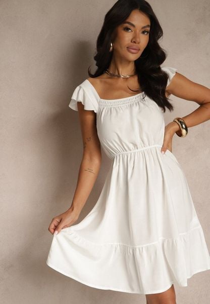 Biała Rozkloszowana Sukienka z Wiskozą z Gumką w Talii Lirandine. Białe sukienki damskie Renee, bez wzorów, z wiskozy, sportowe, bez ramiączek. Za 39.99 zł.