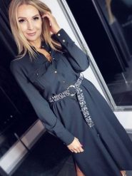 Sukienka Model Zahara Black - Jersa. Czarne sukienki damskie Jersa, bez wzorów, wizytowe, bez ramiączek. Za 403.41 zł.