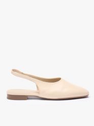 Kremowe czółenka bez pięty slingback. Brązowe czółenka damskie Ryłko, bez wzorów, ze skóry, bez obcasa, na płaskiej podeszwie. Za 379.99 zł.