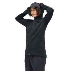 Damska kurtka turystyczna z kapturem Haglöfs Rosson Mid. Czarne kurtki damskie Haglöfs, bez wzorów, z kapturem. W wyprzedaży za 523.25 zł.