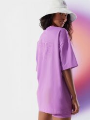 4F T-shirt oversize z bawełny organicznej damski 4F x Anna Lewandowska L. Fioletowe koszulki sportowe damskie 4F, l, bez wzorów, z bawełny, bez ramiączek, na fitness i siłownię. W wyprzedaży za 79.99 zł.