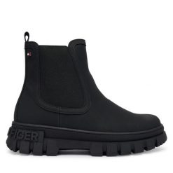Botki Tommy Hilfiger. Czarne botki damskie Tommy Hilfiger, bez obcasa, na płaskiej podeszwie, bez zapięcia. Za 389.99 zł.