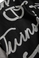 Szal damski z logo TWINSET. Szaliki damskie Twinset Milano, bez wzorów. Za 419.00 zł.