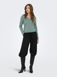 ONLY Sweter w kolorze zielonym rozmiar: L. Zielone swetry klasyczne damskie Only, l, z materiału, bez kołnierzyka. Za 70.08 zł.