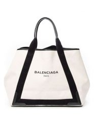 Balenciaga Shopper bag w kolorze kremowym - 42 x 33 x 20 cm rozmiar: onesize. Brązowe shopper bag Balenciaga, bez wzorów, z materiału, bez dodatków. Za 3,719.99 zł.