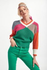 Sweter damski Cayenne MARELLA SPORT. Swetry klasyczne damskie Marella Sport, m, bez kołnierzyka. W wyprzedaży za 571.35 zł.