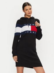 Tommy Jeans Sukienka dzianinowa DW0DW19470 Czarny Relaxed Fit. Czarne sukienki damskie Tommy Jeans, bez wzorów, z bawełny, bez ramiączek. Za 439.99 zł.