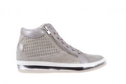 Sneakersy Bayla-131 1217 Perla, Szary, Skóra naturalna - 42. Szare obuwie sportowe damskie Bayla, ze skóry, bez zapięcia. W wyprzedaży za 89.10 zł.