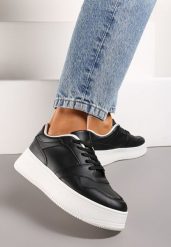 Czarne Sneakersy na Grubej Podeszwie przed Kostkę Kiwiana. Czarne obuwie sportowe damskie Born2be, na jesień, z jeansu, przed kostkę, bez zapięcia. Za 69.99 zł.