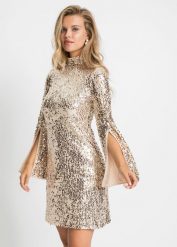Sukienka z cekinami i rozkloszowanymi rękawami. Czerwone sukienki damskie bonprix, bez wzorów, bez ramiączek. Za 79.99 zł.