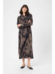 Kaffe Sukienka w kolorze czarno-brązowym rozmiar: 38. Brązowe sukienki damskie Kaffe, bez wzorów, z wiskozy, klasyczne, bez ramiączek. Za 152.99 zł.