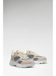 Guess Sneakersy 183229 Beżowy. Brązowe obuwie sportowe damskie Guess, bez zapięcia. Za 584.99 zł.