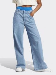 Adidas Dżinsy - Comfort fit - w kolorze błękitnym rozmiar: 34. Niebieskie jeansy damskie Adidas, z podwyższonym stanem. Za 192.33 zł.