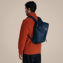 Klasyczny plecak Craghoppers Kiwi Rolltop II 16 L. Niebieskie plecaki Craghoppers, bez wzorów. Za 425.00 zł.