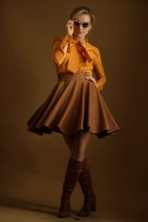 Spódnica Karmelowa. Brązowe spódnice damskie Hultaj Polski, l, bez wzorów, z dzianiny. Za 249.00 zł.