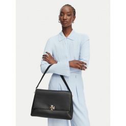 Torebka Tory Burch. Czarne torebki klasyczne damskie Tory Burch, bez dodatków. Za 3,029.00 zł.