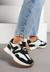 Czarne Sneakersy Ozdobione Geometrycznym Motywem Zdivena. Czarne obuwie sportowe damskie Renee, na lato, z jeansu, bez zapięcia. Za 79.99 zł.