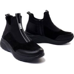 RIEKER REMONTE D6670-03 black, botki damskie. Czarne botki damskie Rieker Remonte, na zimę, bez obcasa, na koturnie, bez zapięcia. Za 359.90 zł.