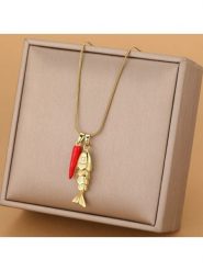 Atelier MIU Pozłacany naszyjnik z zawieszką i cyrkoniami - dł. 45 cm rozmiar: onesize. Czerwone naszyjniki damskie atelier MIU, z cyrkonią, pozłacane. Za 34.99 zł.