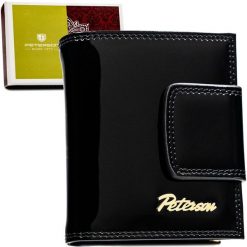 Mały portfel Peterson PTN LJ-42329 czarny. Czarne portfele damskie Peterson, bez wzorów, ze skóry. Za 119.99 zł.