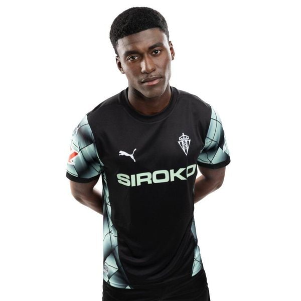 Oficjalna koszulka piłkarska Puma dla dorosłych Real Sporting de Gijón Footba. Czarne bluzki damskie Puma, xl, bez wzorów, bez kołnierzyka, bez ramiączek. W wyprzedaży za 253.00 zł.