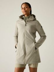 Regatta Płaszcz softshellowy "Carisbrooke" w kolorze beżowym rozmiar: 38. Brązowe płaszcze damskie Regatta, m, bez wzorów, bez kaptura. Za 190.18 zł.